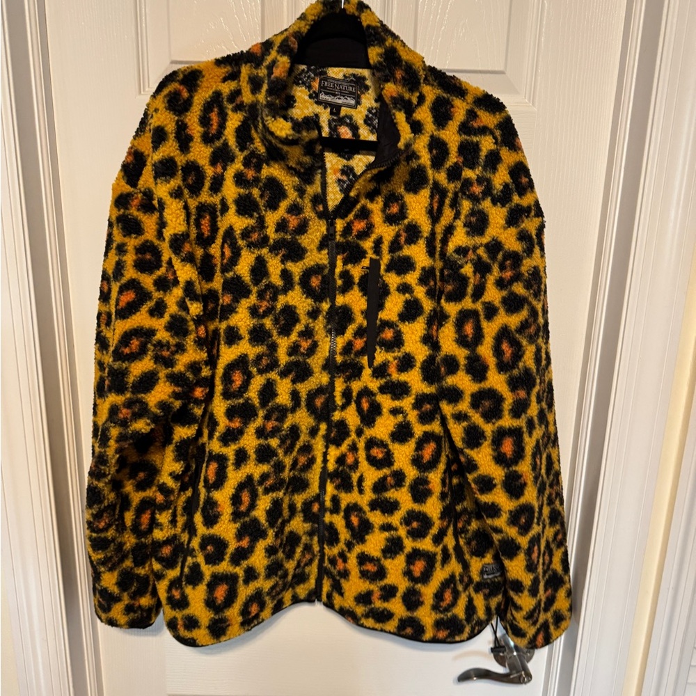 Free Nature Animal Design Zip Up LARGE